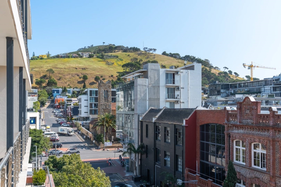 2 Bedroom Property for Sale in De Waterkant Western Cape